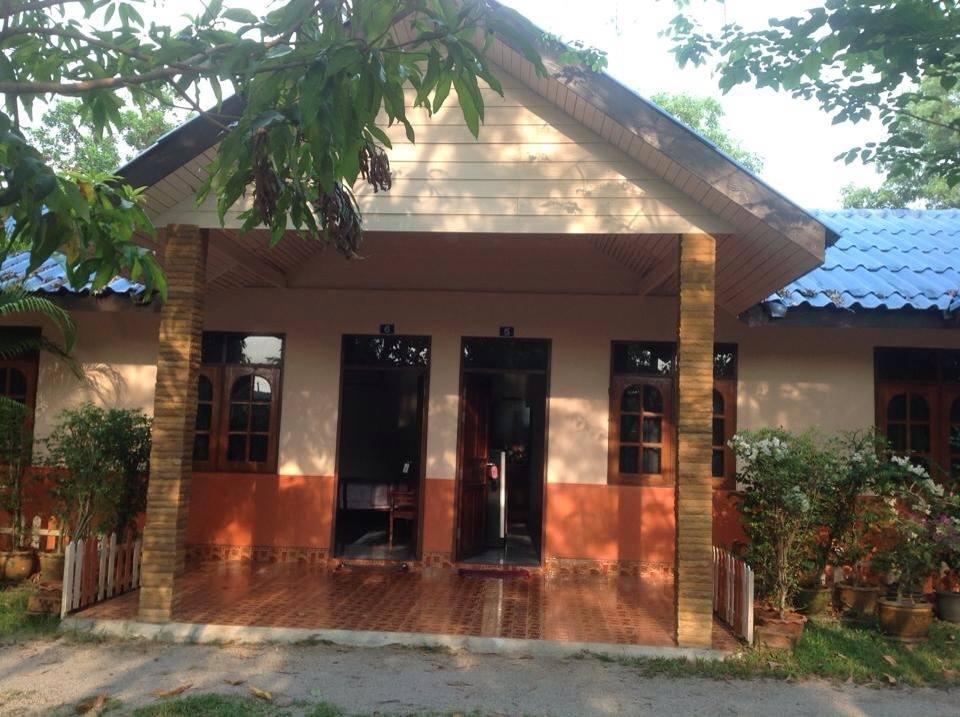 Khemthong Resort 2 Trang Exterior photo